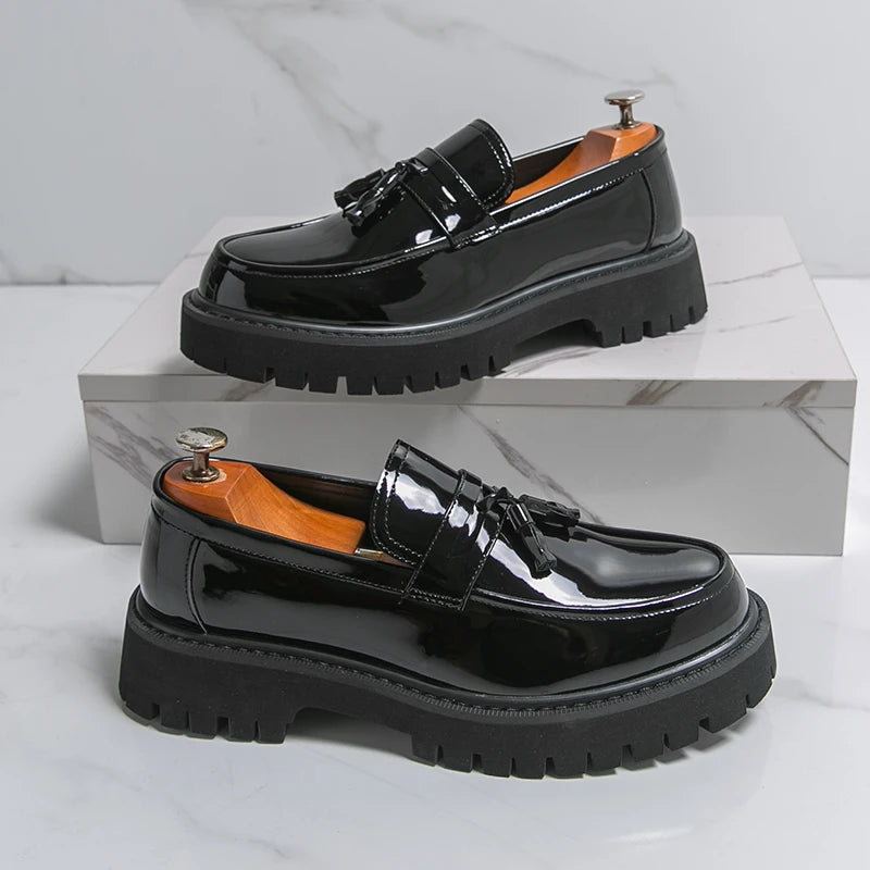 Nero Elegante Loafers