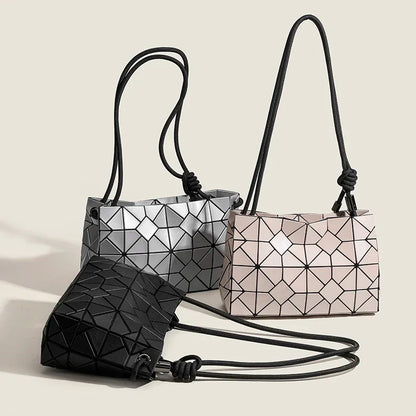 Noir Facette Shoulder Bag