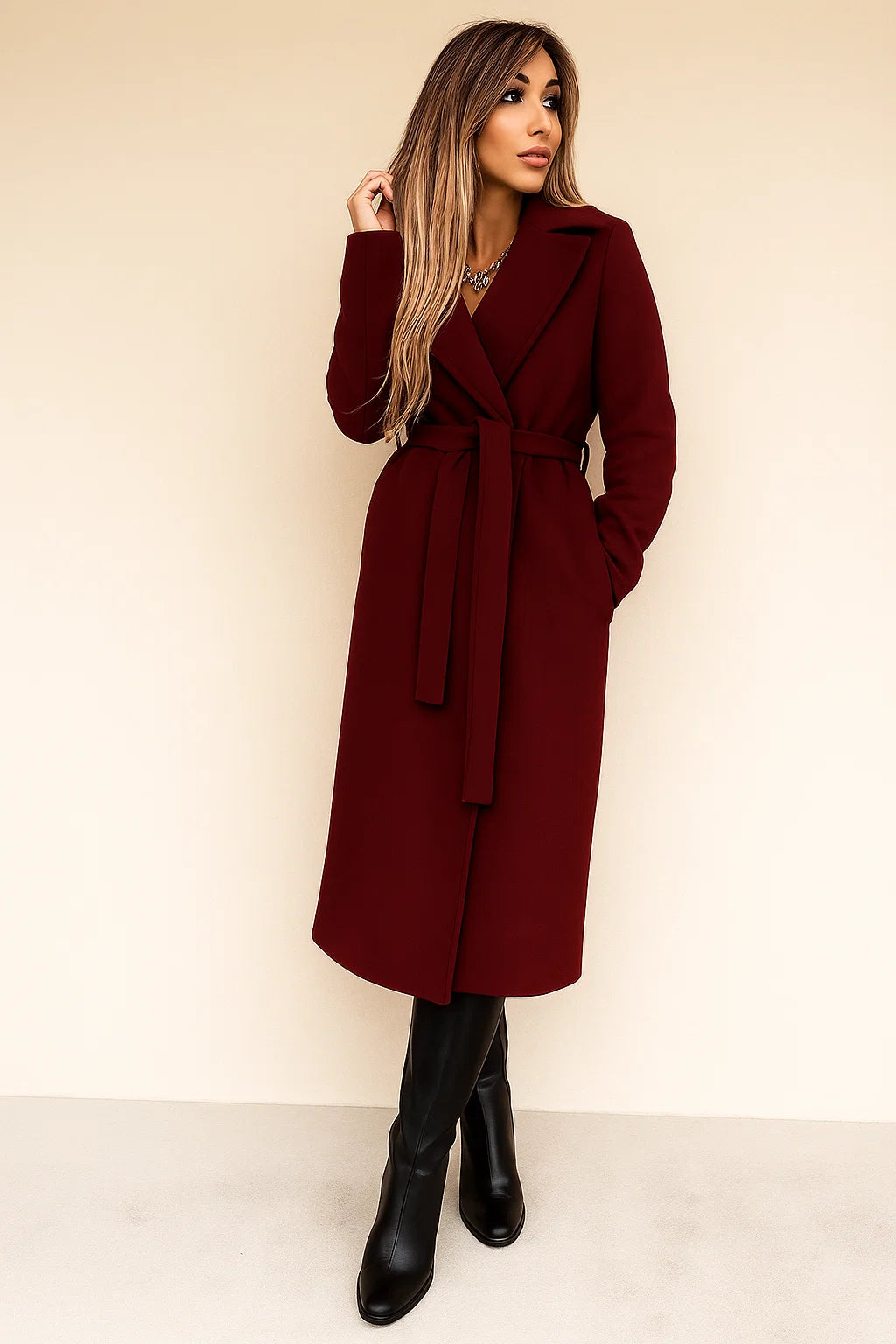 Amora Classica – Elegant Wool Coat